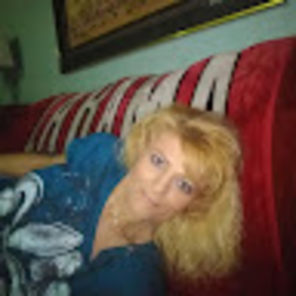 Meet your Posher, Angela